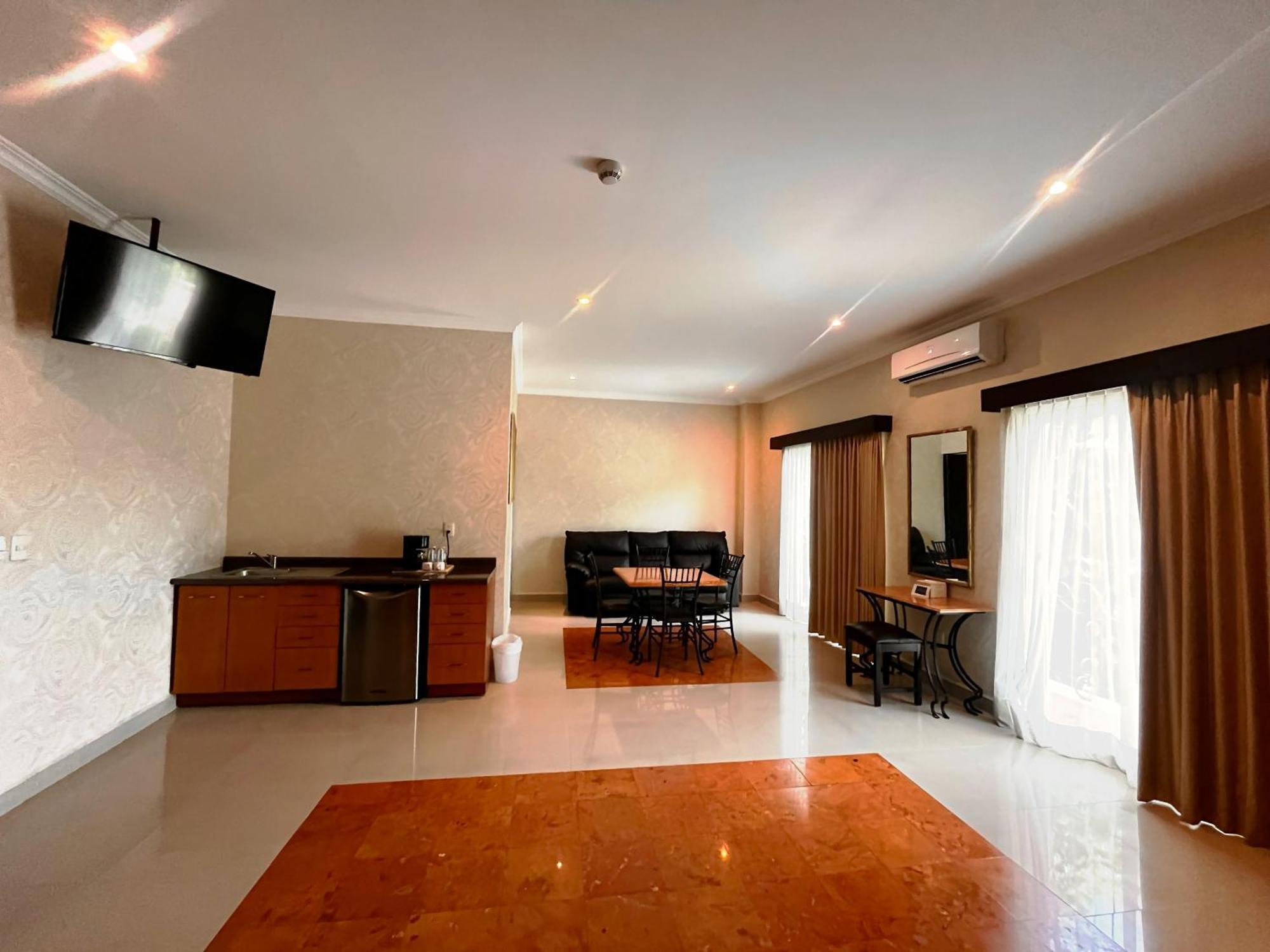 Hotel Palacio Maya Мерида Экстерьер фото