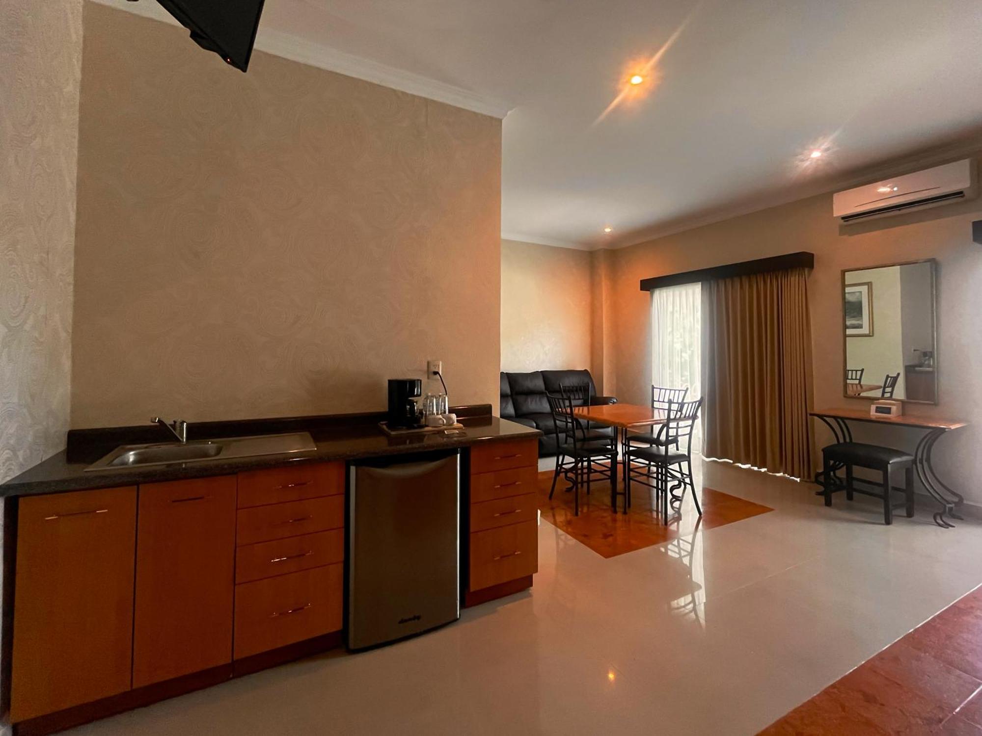 Hotel Palacio Maya Мерида Экстерьер фото